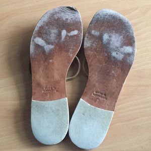 mystique Shoes - Mystique Sandal Mother of Pearl Flowers mystique Shoes - Mystique Sandal Mother of Pearl Flowers